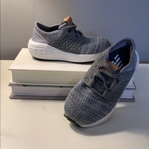 New Balance Tennis Shoes